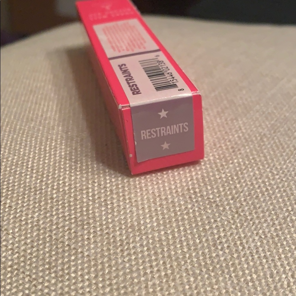 Jeffree Star Velour Liquid Lipstick in Restraints